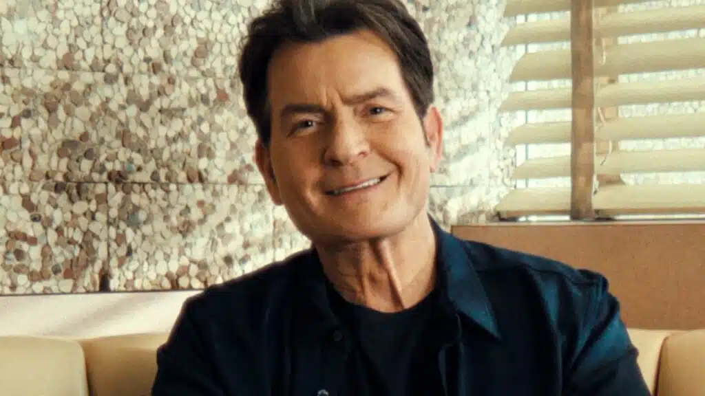 O que aconteceu com Charlie Sheen? Sóbrio há 7 anos, ele quebra o silêncio em novo documentário da Netflix aka Charlie Sheen