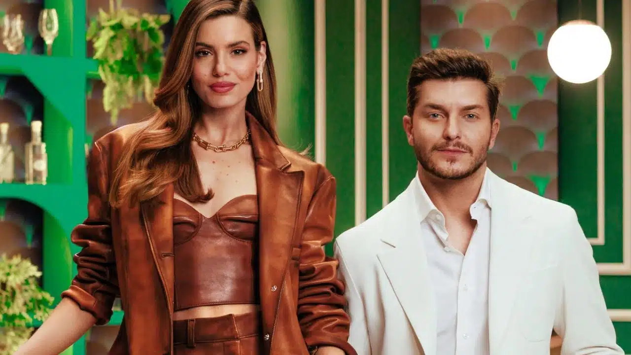 Série Netflix top 10 Série Netflix top 10 - capa com apresentadores