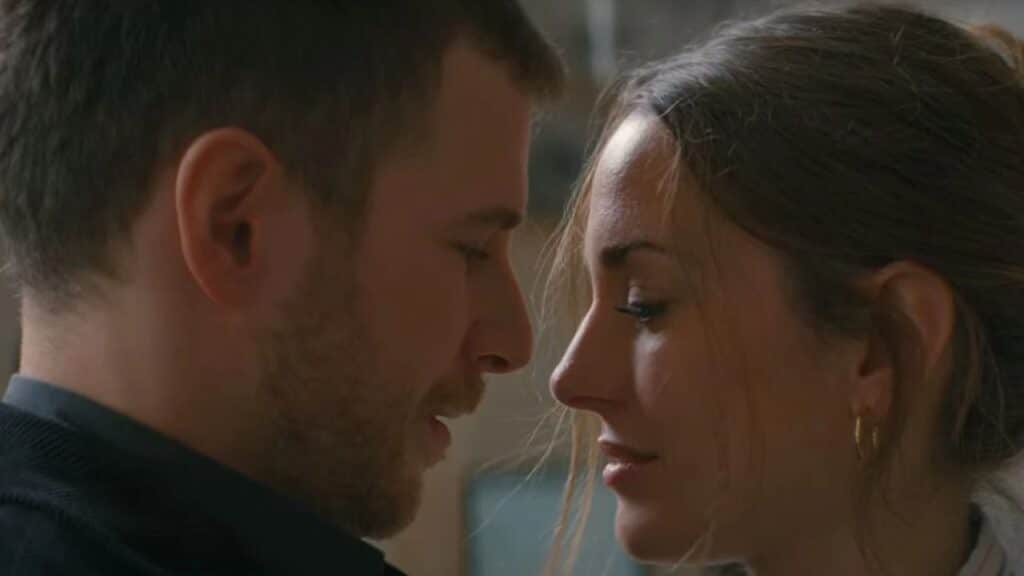 Amor ao Primeiro Beijo é o filme do momento.