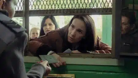 O novo sucesso argentino da Netflix emociona com uma história real e inesquecível A mulher da fila