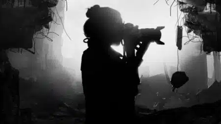 O olhar por trás da lente: documentário de guerra do vencedor do Oscar chega ao Disney+ Amor + Guerra