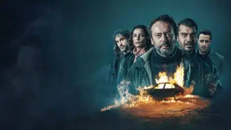 Cheia de segredos, a nova minissérie turca de suspense que chegou à Netflix está dominando com 8 episódios Nossa Cidade