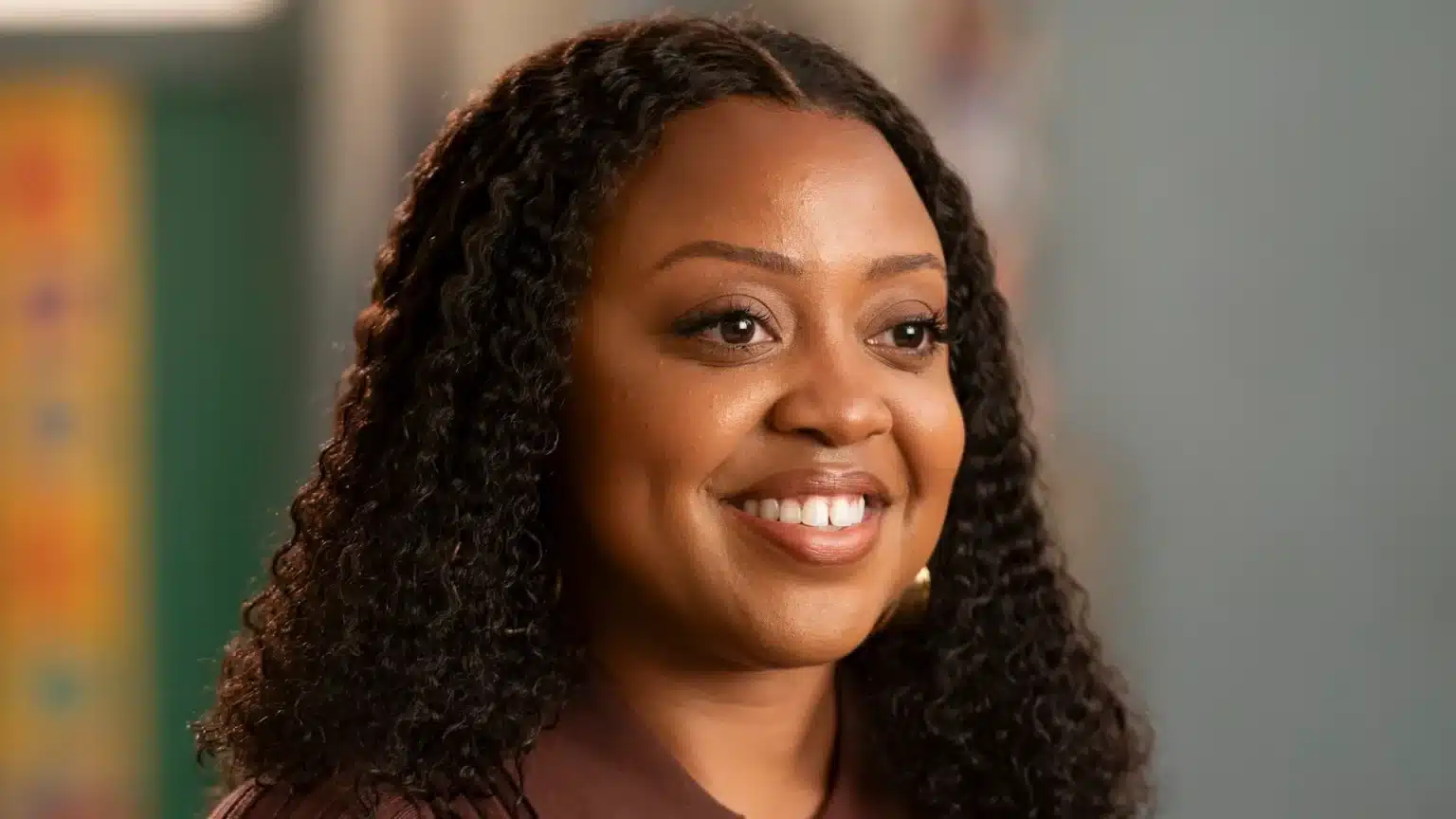 Episódio 5×07 de Abbott Elementary absolve erro inicial de Janine três anos depois