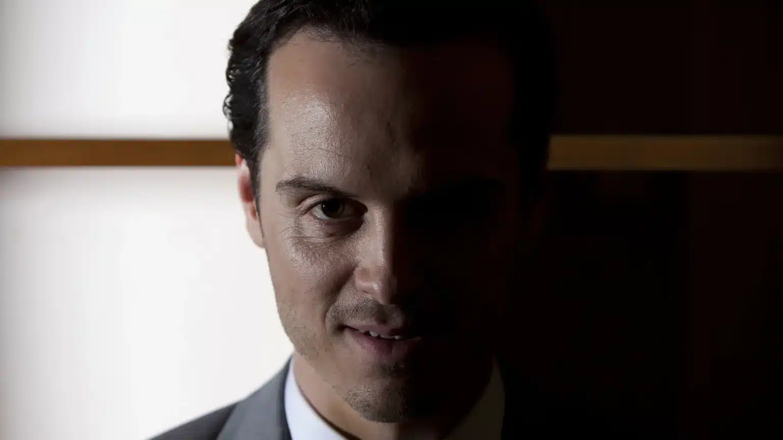 O “Reichenbach Fall” entregou o final perfeito que “Sherlock” jamais repetiu