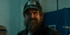 Imagem destacada - Por que Eleven devolveu a pulseira de Sara para Hopper no final de Stranger Things