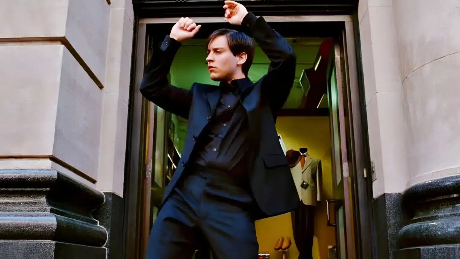 Meme de Tobey Maguire perde a coroa para cena de Jon Hamm que viralizou em 2025