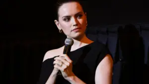 Imagem destacada - Zumbi estrelado por Daisy Ridley amarga queda histórica de 85% no segundo fim de semana