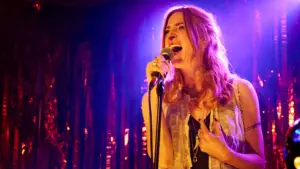 Riot Women: série britânica aposta em banda punk formada por mulheres na menopausa Imagem destacada - Riot Women: série britânica aposta em banda punk formada por mulheres na menopausa