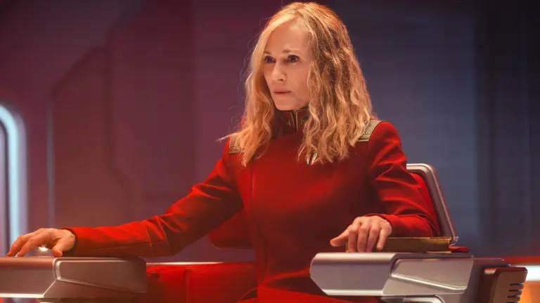 Star Trek: Starfleet Academy reúne Holly Hunter e Paul Giamatti para reinventar a Frota Estelar