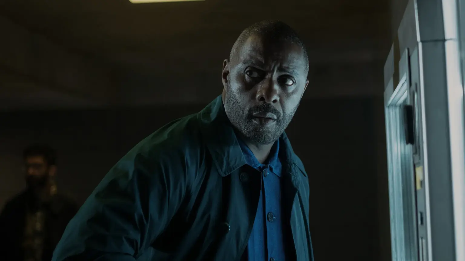 Hijack temporada 2: suspense com Idris Elba ganha fôlego apenas em maratona