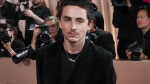 Imagem destacada - Timothée Chalamet quebra recorde histórico de bilheteria da A24 com Marty Supreme