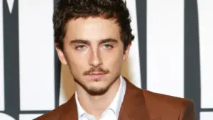 Imagem destacada - Marty Supreme estreia no VOD em 10 de fevereiro e renova debate sobre atuação de Timothée Chalamet