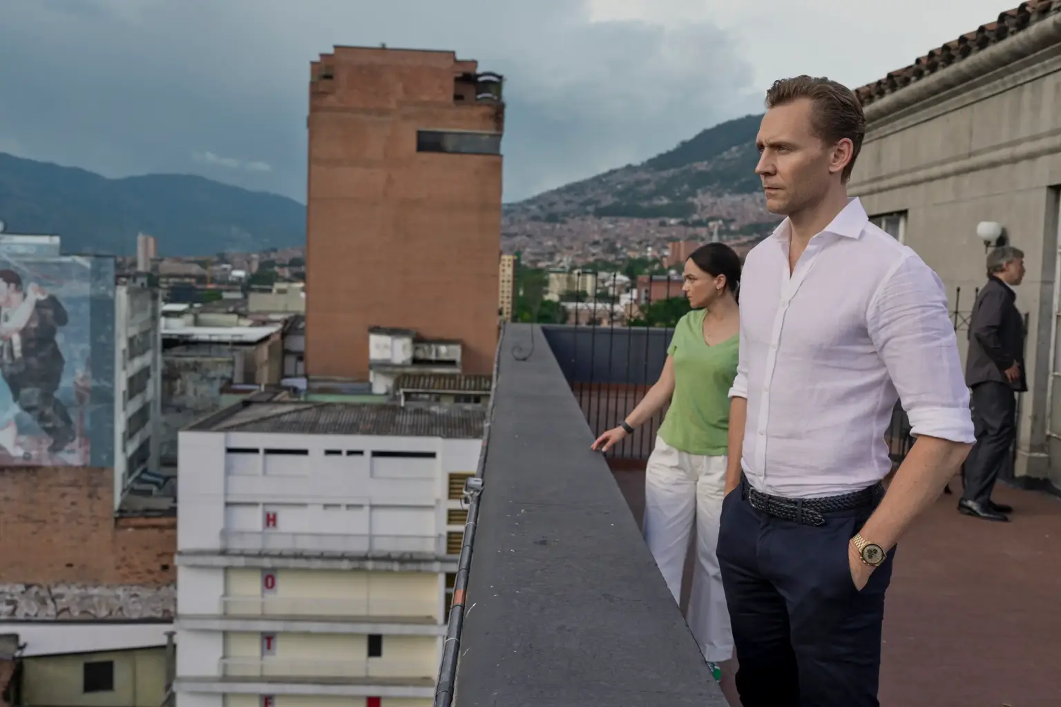 Final explicado | The Night Manager – 2ª temporada entrega reviravoltas e revela o destino de Roper