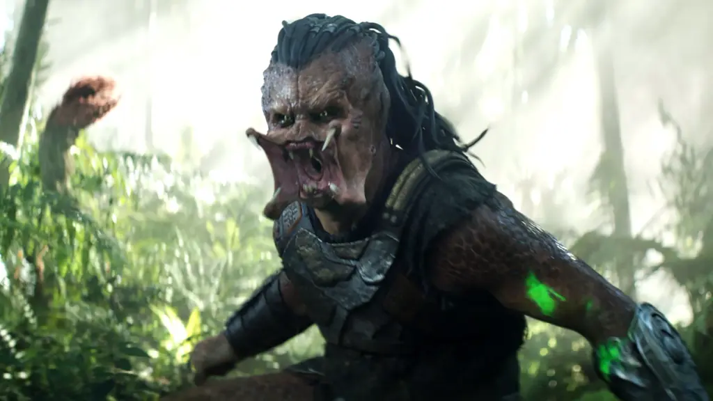 ELENCO | Predator: Badlands quase contou com Dutch e Xenomorfo; diretor explica cortes e elogia protagonistas