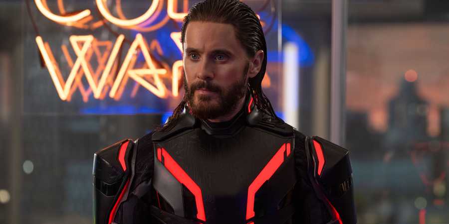 NOTÍCIA | Arte conceitual mostra retorno descartado de Cillian Murphy em Tron: Ares - Imagem do artigo original