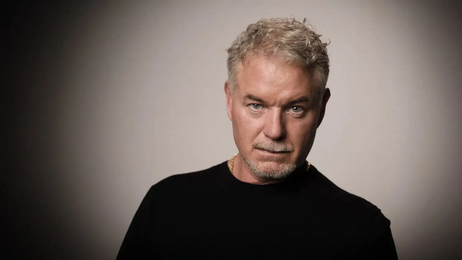 NOTÍCIA | Palavras Finais de Eric Dane (Famous Last Words: Eric Dane) chega à Netflix um dia após a morte do ator