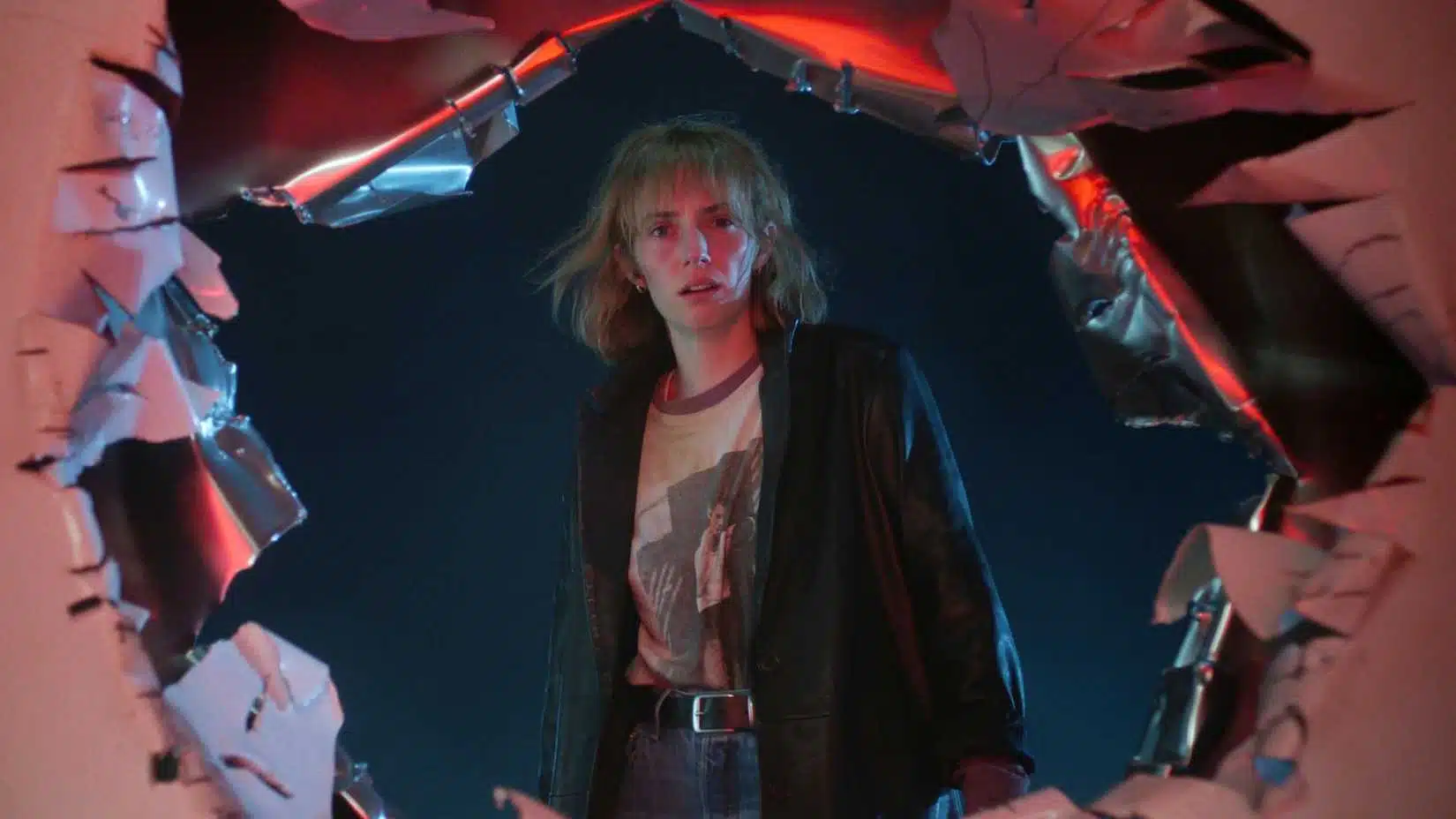 CRÍTICA | Stranger Things encontra sua melhor reviravolta na corajosa cena de Robin - Imagem do artigo original