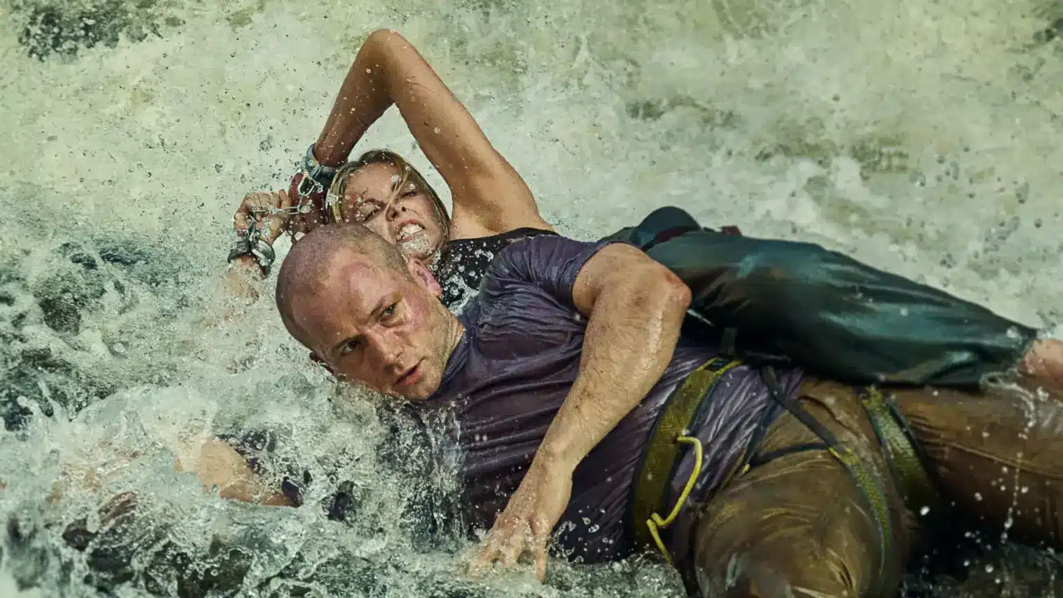 ESTREIA | Trailer de Ápice coloca Charlize Theron na mira de Taron Egerton em suspense da Netflix