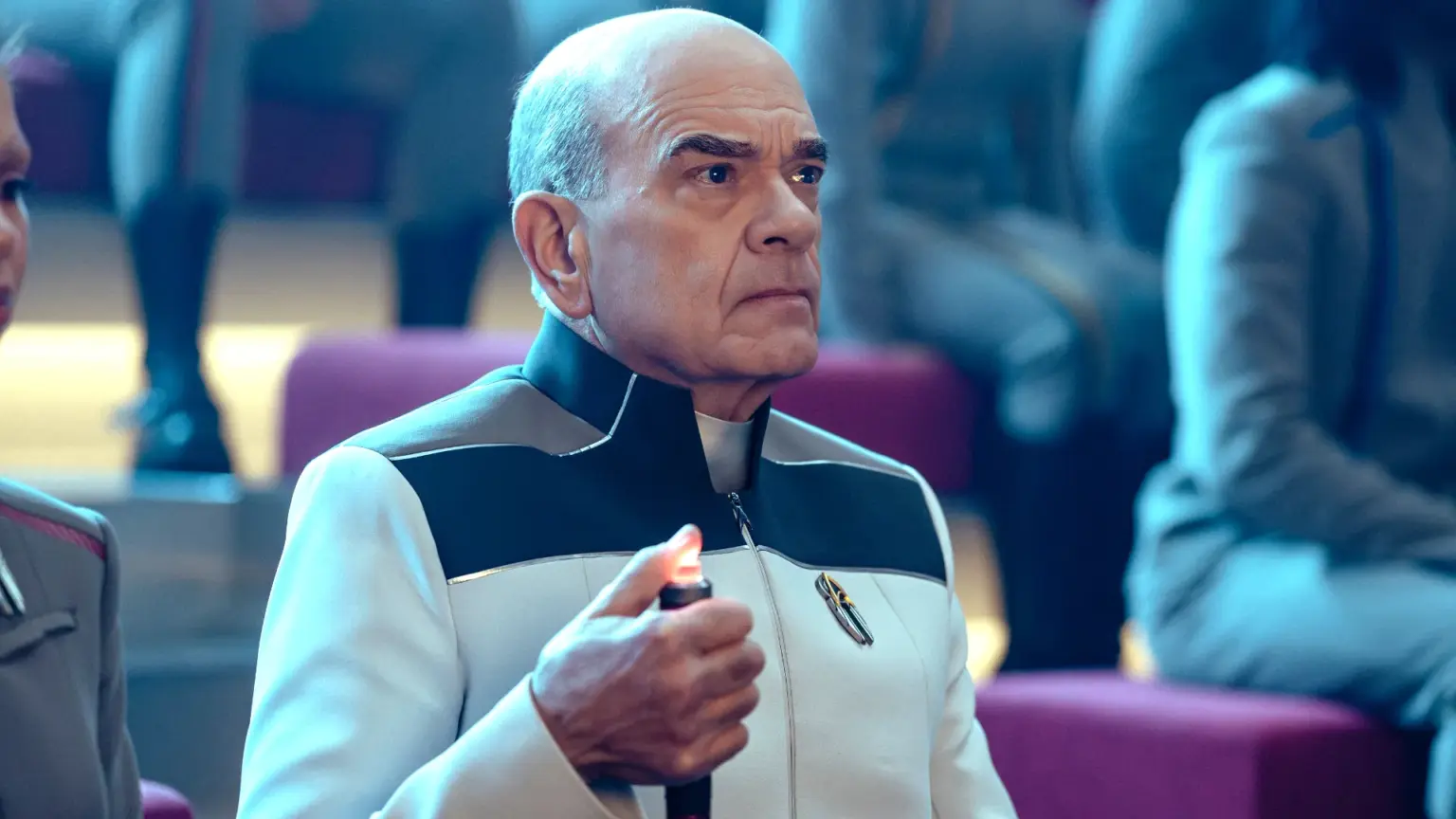 Notícia | Robert Picardo lamenta o cancelamento de Star Trek: Starfleet Academy após a 2ª temporada