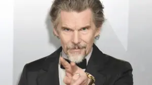 CRÍTICA | She Dances conquista 89% no Rotten Tomatoes e destaca Ethan Hawke em comédia leve Imagem destacada - CRÍTICA | She Dances conquista 89% no Rotten Tomatoes e destaca Ethan Hawke em comédia leve