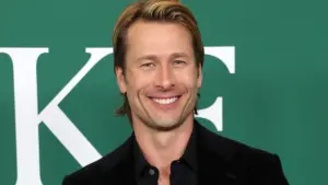 Imagem destacada - ELENCO | Glen Powell embarca em The Super Mario Galaxy Movie como Fox McCloud