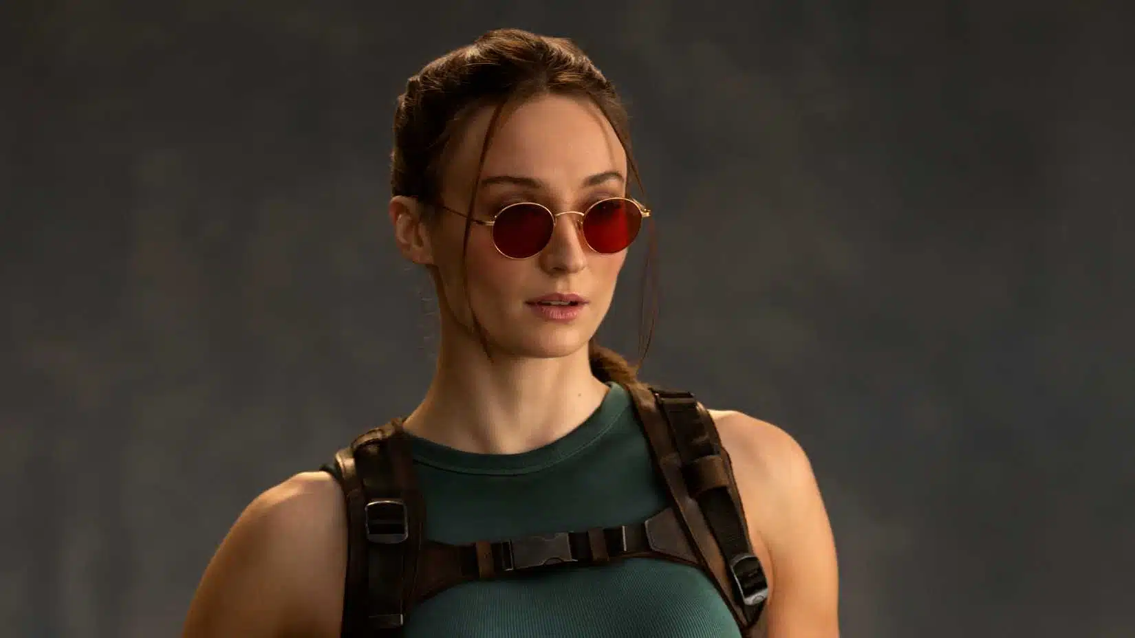Notícia | Prime Video interrompe gravações de Tomb Raider após lesão leve de Sophie Turner - Imagem do artigo original