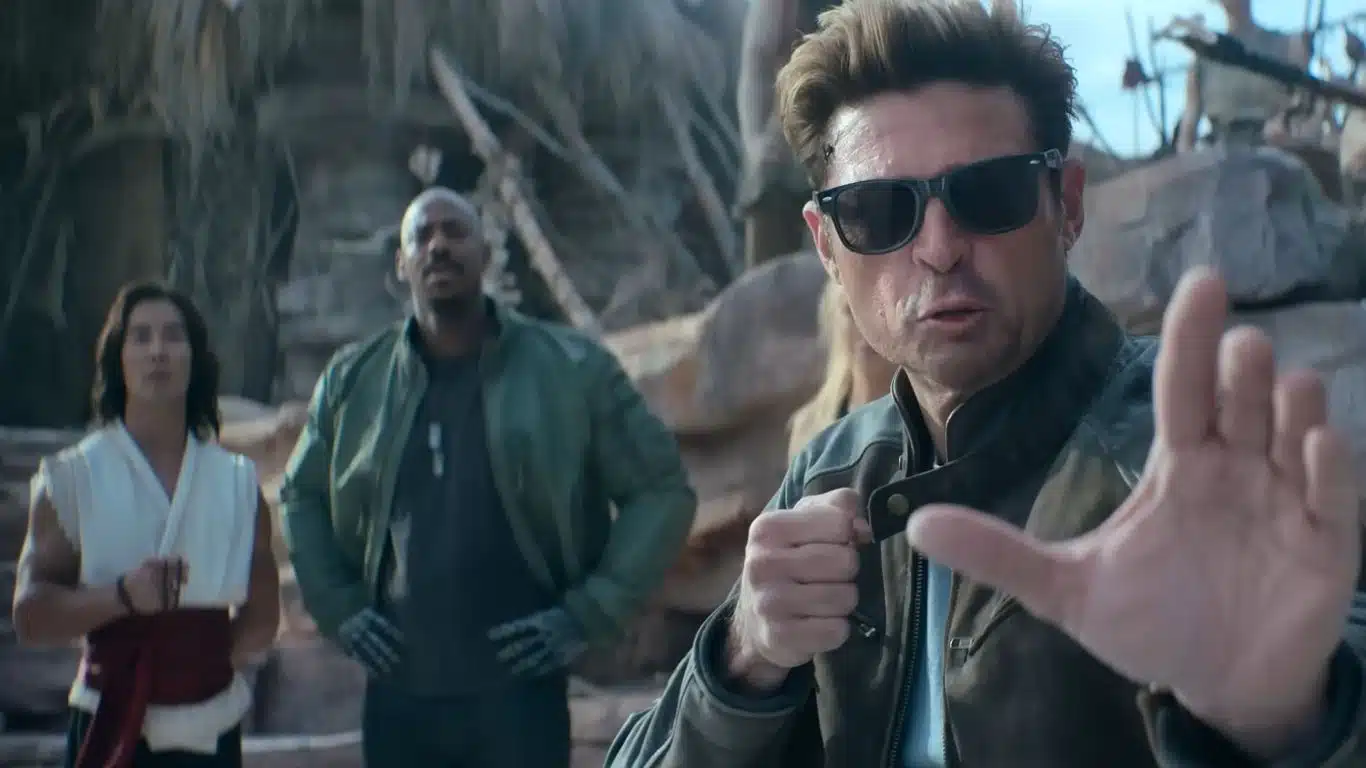 Johnny Cage no trailer de Mortal Kombat 2 em cena de combate