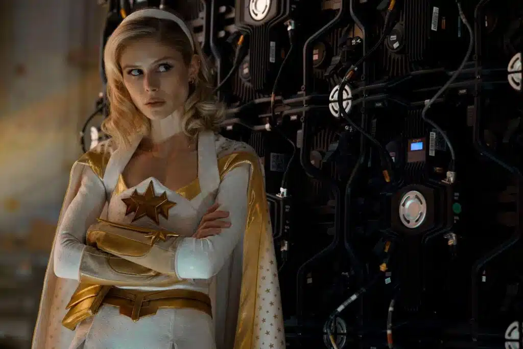 Doença de Graves: o que é, sintomas e como afeta Erin Moriarty, de The Boys Erin Moriarty atriz de The Boys associada à doença de Graves e sintomas de hipertireoidismo