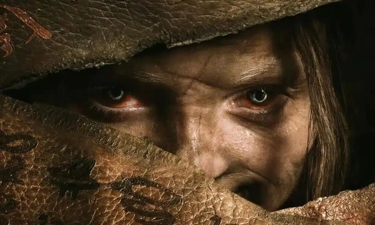 Maldição da Múmia cena do retorno da garota no filme