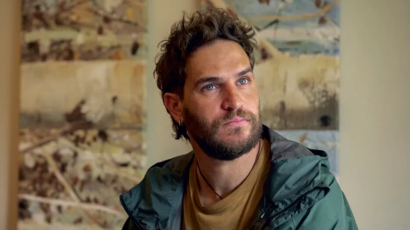 Matías Mayer em O Último Gigante mostrando personagem em conflito emocional