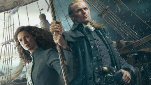 Jamie e Claire Fraser na 8ª temporada de Outlander em momento de tensão