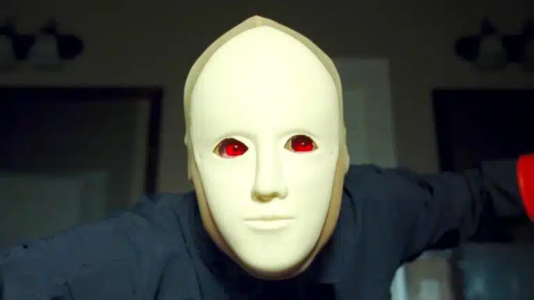Reboot de Faces of Death em 2026 aposta em polêmica e crítica às redes sociais