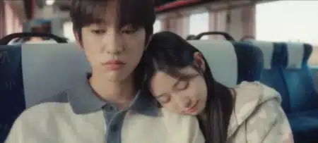 cena final de um amor que ilumina mostrando os protagonistas no episódio 10