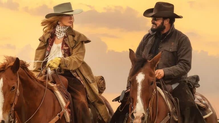 Kelly Reilly como Beth Dutton e Cole Hauser como Rip Wheeler a cavalo no Texas em cena de Rancho Dutton no Paramount+