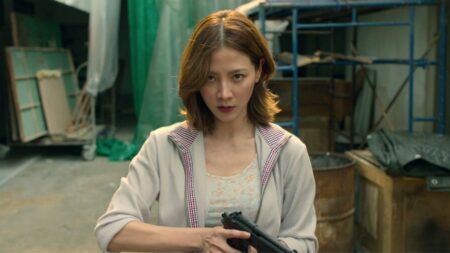 Meu Querido Assassino Netflix — Baifern Pimchanok como Lhan no thriller tailandês dirigido por Taweewat Wantha