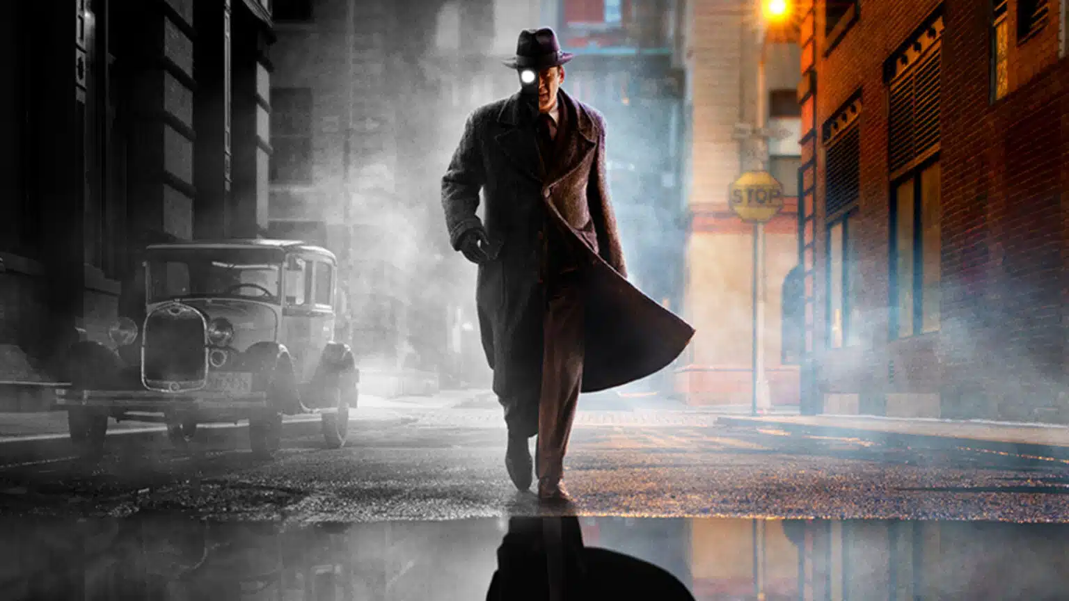 Nicolas Cage em Spider-Noir: comparação entre versão em preto e branco e colorida