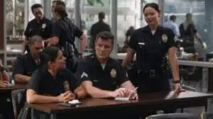 Cena de resgate dramático de The Rookie temporada 8 episódio 16