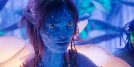 Kiri em cena de Avatar Fogo e Cinzas, último filme da franquia de James Cameron