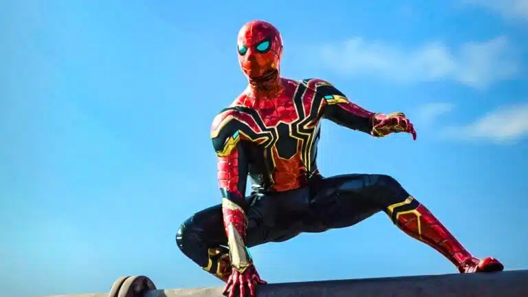 Luva de teia do Homem-Aranha com poder de soco revelado em novo dia dos quadrinhos