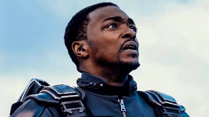 Sam Wilson como Capitão América em cena com Bucky Barnes Winter Soldier