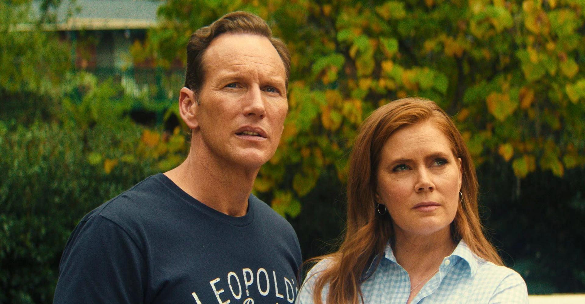 Amy Adams e Patrick Wilson como os advogados Anna e Tom Bowden em cena de tensão