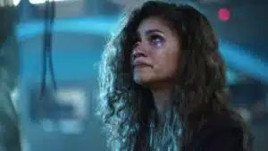 Euphoria: Rue morreu? O final explicado o que acontece no último episódio da 3ª temporada Zendaya como Rue Bennett no final da 3ª temporada de Euphoria