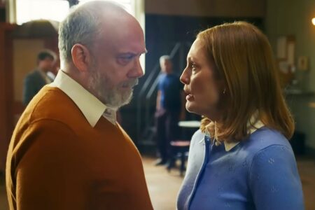 Julianne Moore e Paul Giamatti em confronto intenso em The Debut, novo filme A24