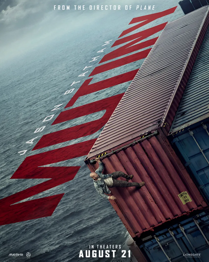 Pôster oficial de Mutiny com personagem em cargueiro, filme da Lionsgate com Jason Statham