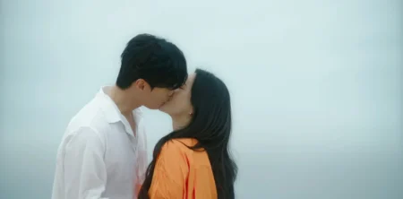 Cena do episódio 14 de My Royal Nemesis, episódio final da série na Netflix