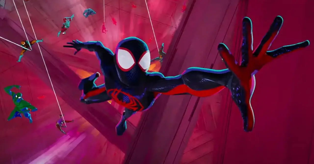 Homem-Aranha atravessando o Aranhaverso em cena do filme O Lápide de Homem-Aranha