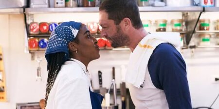 Carmen Berzatto em cena de tensão na cozinha de The Bear
