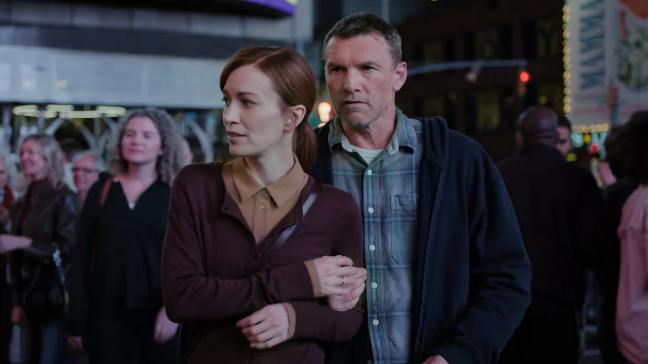 Sam Worthington, Britt Lower e Milo Ventimiglia em cena de Eu Vou Te Encontrar