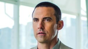 Por que Hayden sequestrou Matthew em Eu Vou Te Encontrar? O erro que destruiu duas famílias Hayden em cena da série Eu Vou Te Encontrar da Netflix