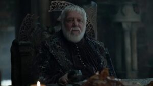 Rhaenyra executa Otto Hightower na Fortaleza Vermelha - Casa do Dragão S3E2